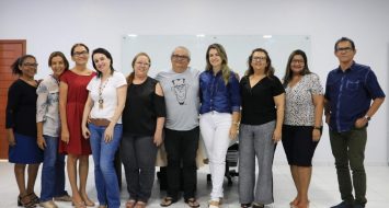 Professores do curso de Letras e pró-reitora de Pesquisa, Pós-Graduação e Inovação.