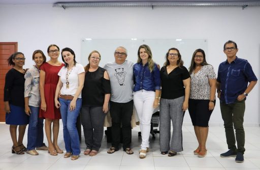 Professores do curso de Letras e pró-reitora de Pesquisa, Pós-Graduação e Inovação.