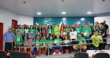 Participantes do Agro Hacka reunidos no auditório da UEMASUL.